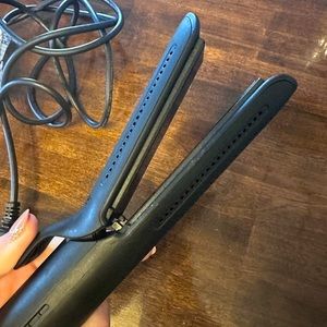 Lange Le Duo 360 Titanium Airflow Styler.